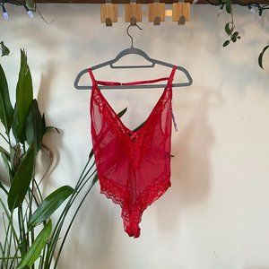 ✨ Soft Deep Plunge Teddy with Lace Detail ~ One Piece ~ NWT ✨